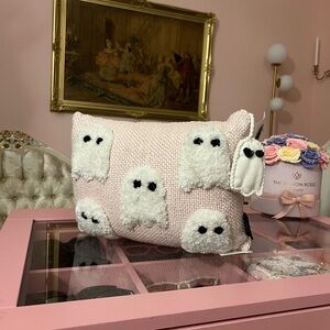 Coquette ghost pink pillow 👻💗